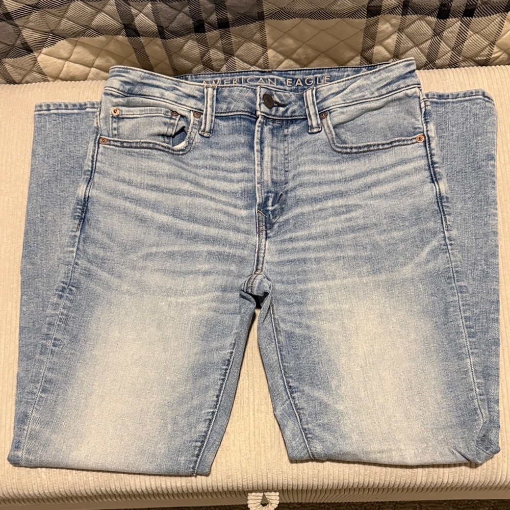 American Eagle Outfitters Men's Light Blue Slim Jeans